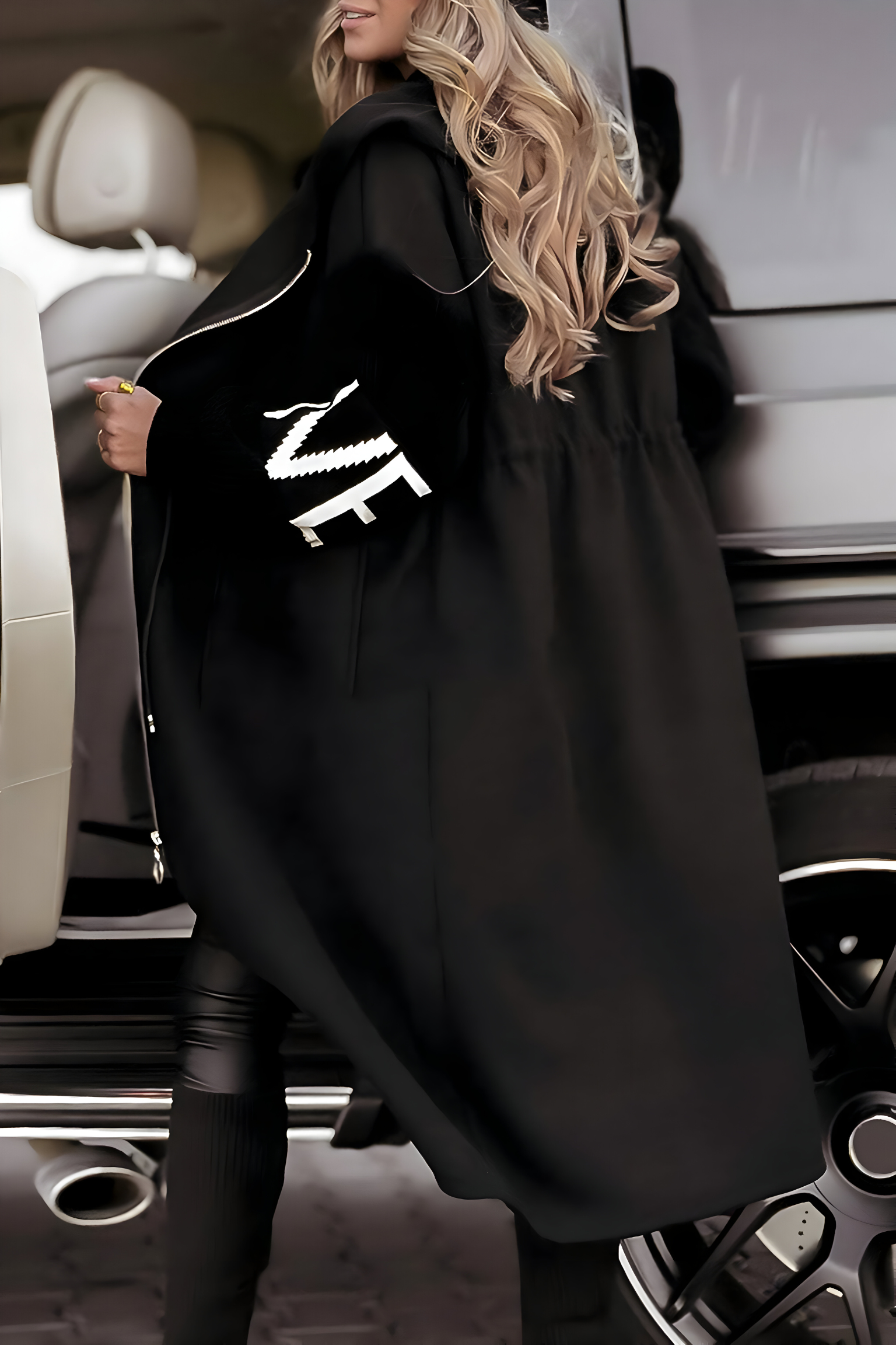 FELICIA | KNIT-SLEEVE HOODED JACKET