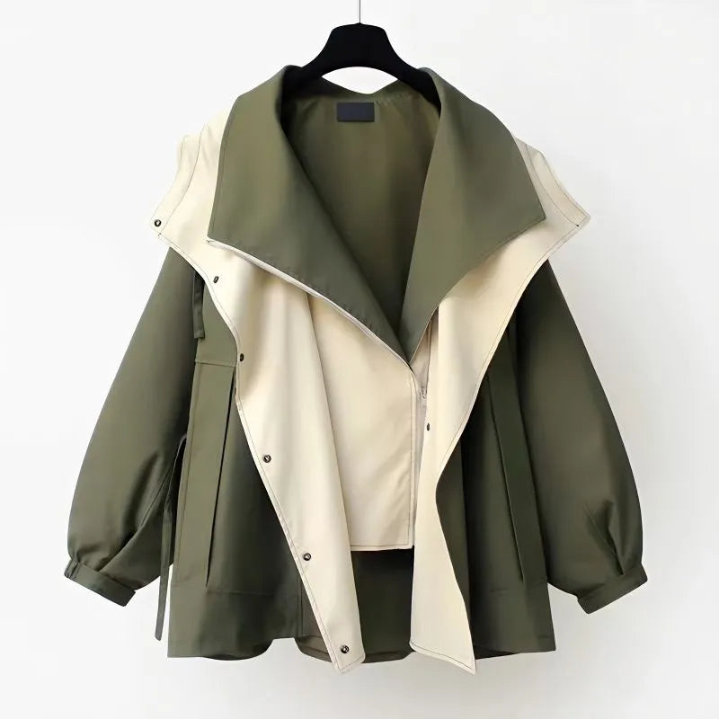 Alva – Elegant wind jacket with weather and wind protection